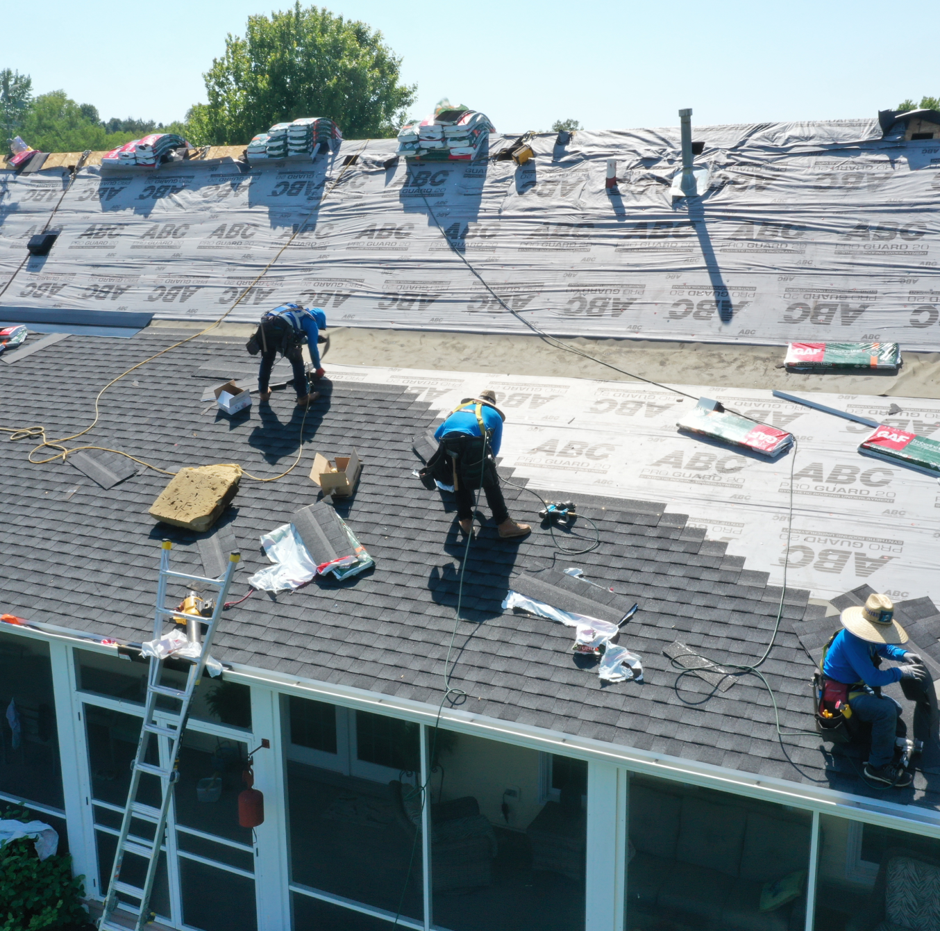 Roofing Contractor-1